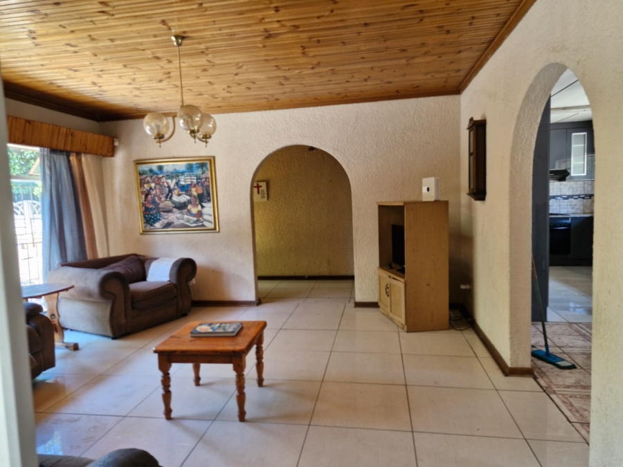 3 Bedroom Property for Sale in Pellissier Free State